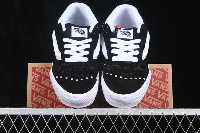 All categories Vans Vans series Vans Low Vans Knu Skool Vans low-top casual skateboard shoes VN0009QC65BT1